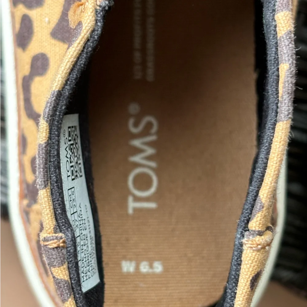 Toms Leopard Print Bryce Slip-On Sneakers- Size 6.5